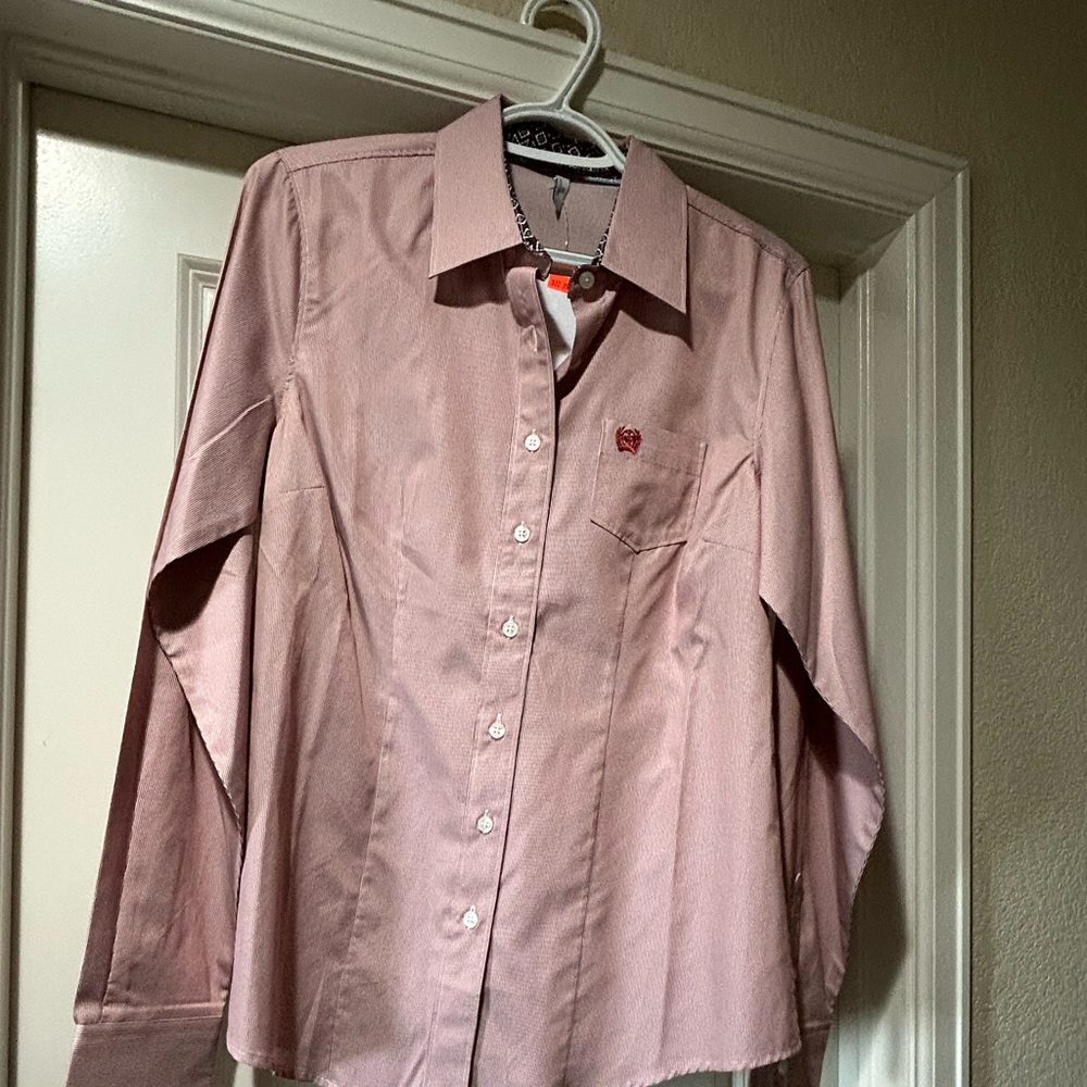 Women’s cinch button down shirt